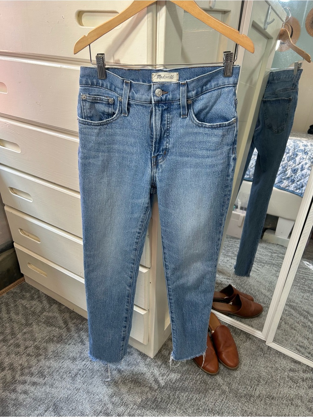 Madewell Mid-Rise Perfect Strait Leg Vintage  Jeans Frayed Style Hem ✨